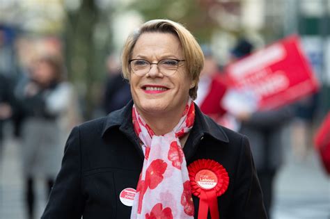 Eddie izard - Eddie Izzard has formally launched a campaign to stand for parliament at the next general election. The comedian announced her intention to join the race for …